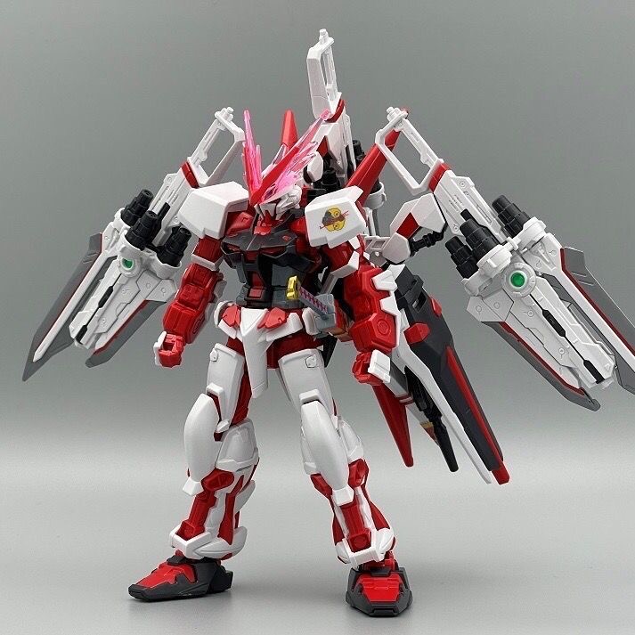 Model Kit Japan - Набор для сборки модели гандама Astray