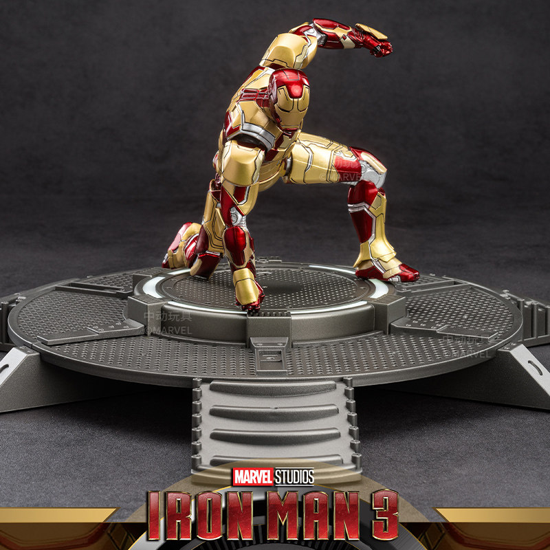 Фигурка Железного Человека ZDT – обзор и цена Model Kit Iron Man
